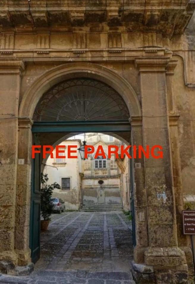 Palazzo Zappata Luxury Room Noto Centro Kültér fotó